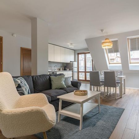 Magdalena Apartment - Two Bathrooms, Perfect City Center Varna Bagian luar foto