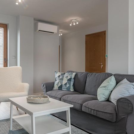 Magdalena Apartment - Two Bathrooms, Perfect City Center Varna Bagian luar foto