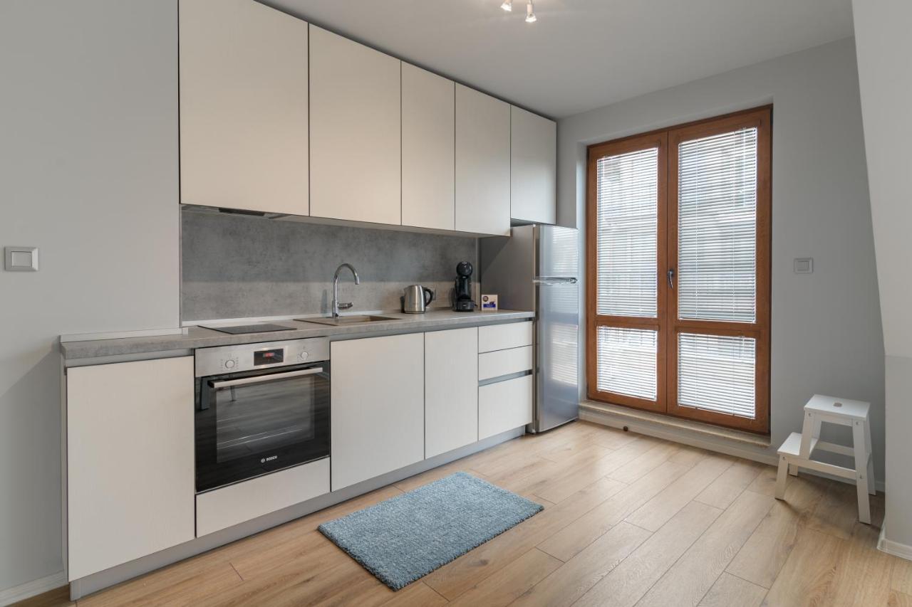 Magdalena Apartment - Two Bathrooms, Perfect City Center Varna Bagian luar foto
